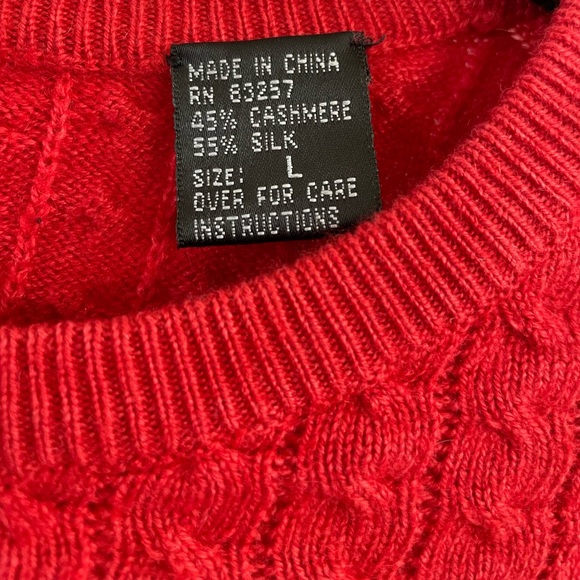 Charter Club cashmere and silk, cable knit red crewneck sweater, size L - Picture 4 of 4